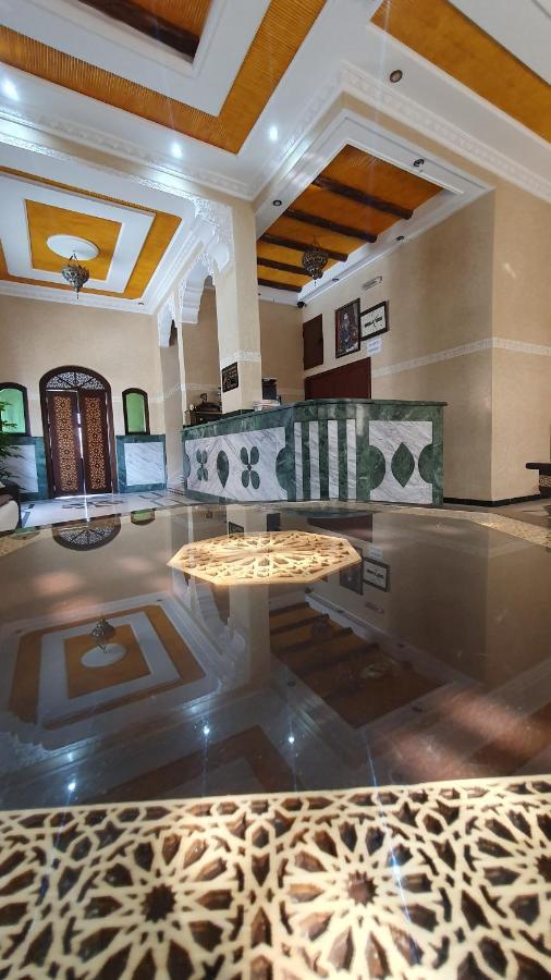 תיזנית Hotel Amoudou فندق أمودو מראה חיצוני תמונה
